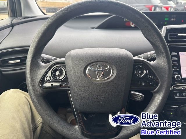 Used 2022 Toyota Prius LE image 18