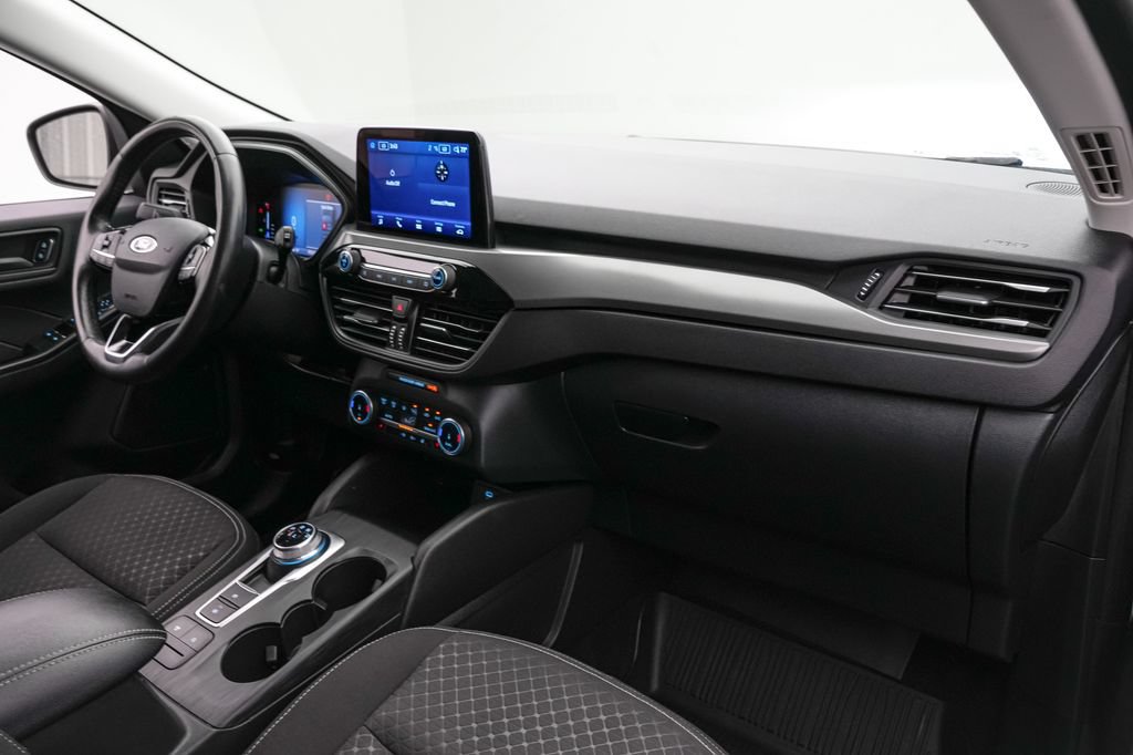 Certified 2023 Ford Escape Active AWD/4WD image 21
