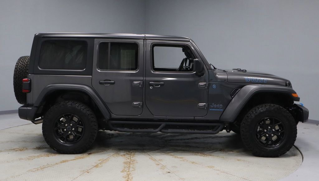 Used 2024 Jeep Wrangler Unlimited image 6