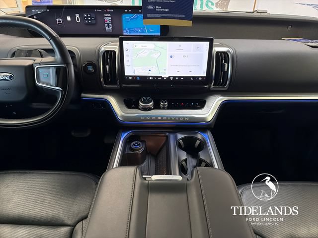 Certified 2025 Ford Expedition Platinum AWD/4WD image 24