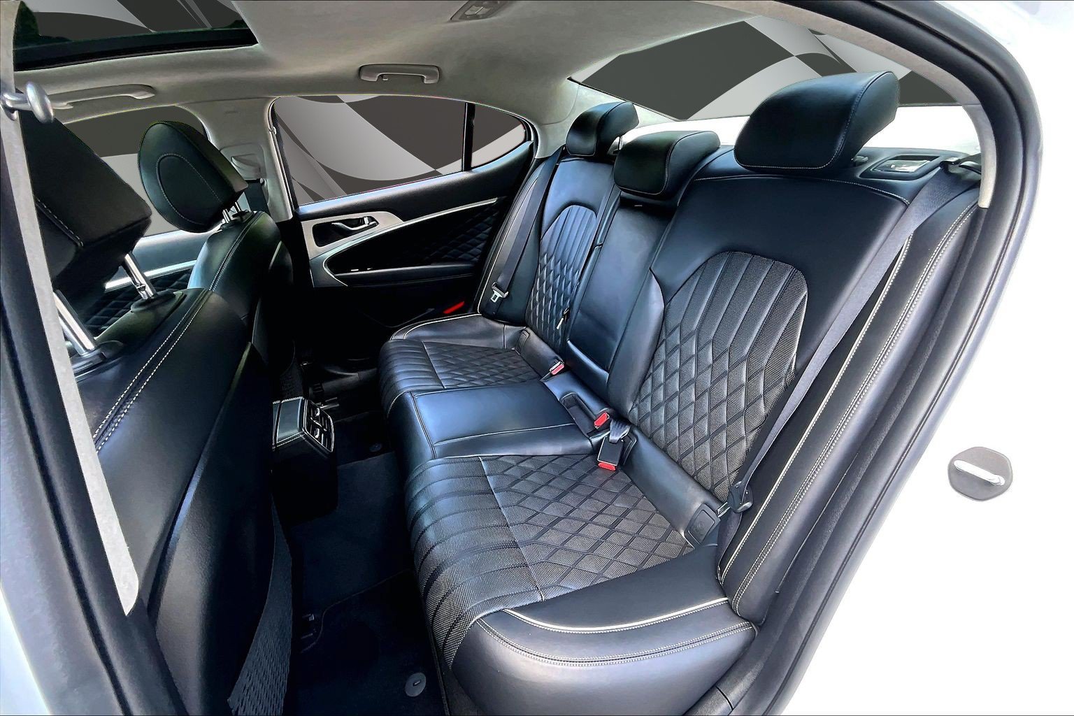 Used 2021 Genesis G70 2.0T w/ Prestige Package AWD/4WD image 26