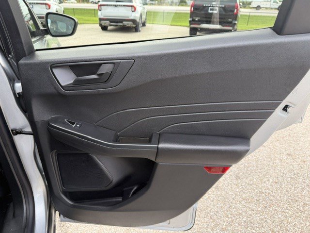 Certified 2024 Ford Escape Active AWD/4WD image 33