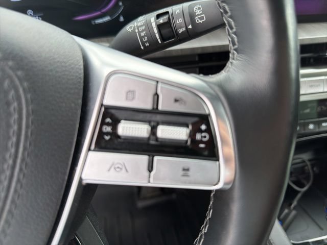 Used 2024 Kia Telluride EX w/ EX Captain's Chair Package AWD/4WD image 11