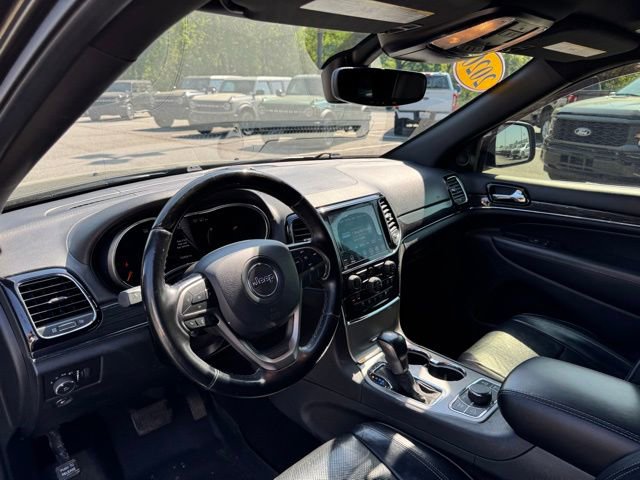 Used 2020 Jeep Grand Cherokee Overland AWD/4WD image 27