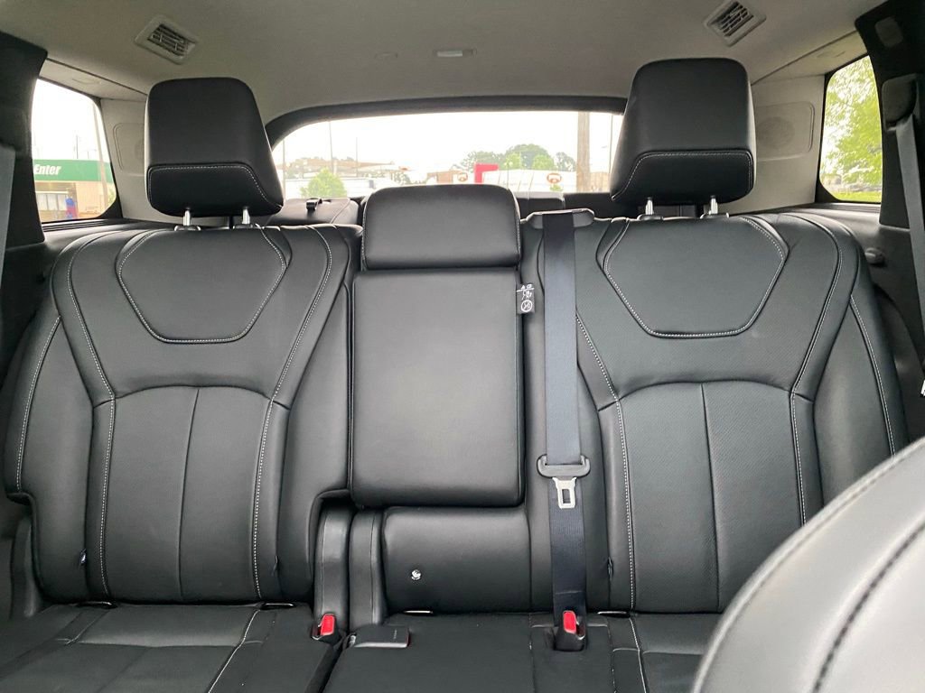 Used 2025 INFINITI QX60 Pure FWD image 26