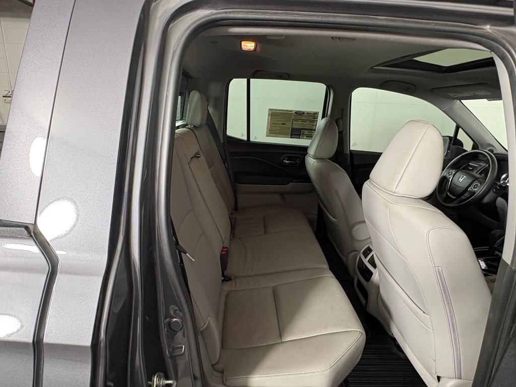 Used 2019 Honda Ridgeline RTL-E image 34