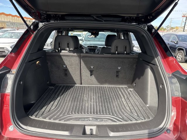Used 2023 Chevrolet TrailBlazer RS AWD/4WD image 8