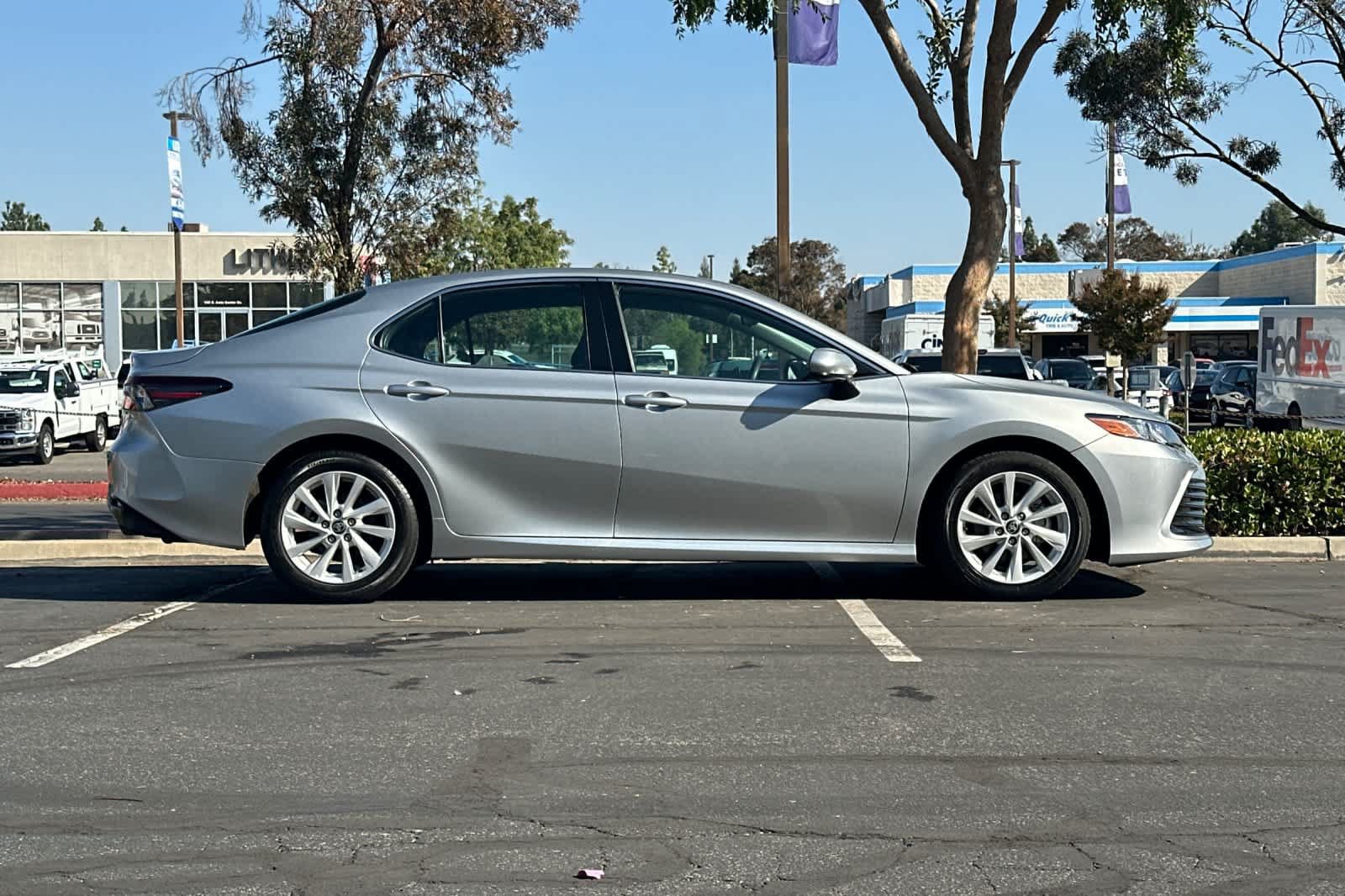 Used 2024 Toyota Camry LE FWD image 9