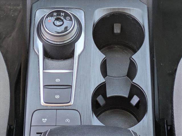 Certified 2022 Ford Escape SE w/ SE Sport Appearance Package image 11