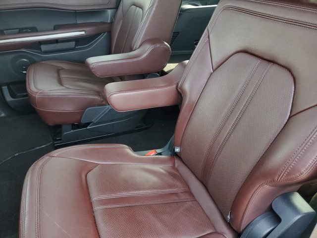 Certified 2023 Ford Expedition Limited AWD/4WD image 6