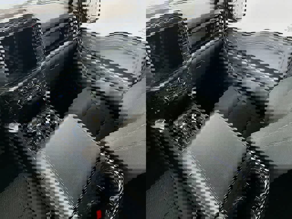 Certified 2022 Ford F150 XLT w/ Equipment Group 302A High image 14