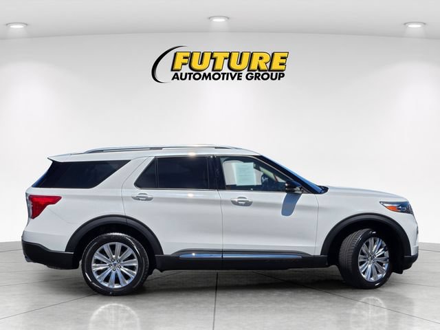Certified 2022 Ford Explorer Limited w/ Limited Technology Package AWD/4WD image 3