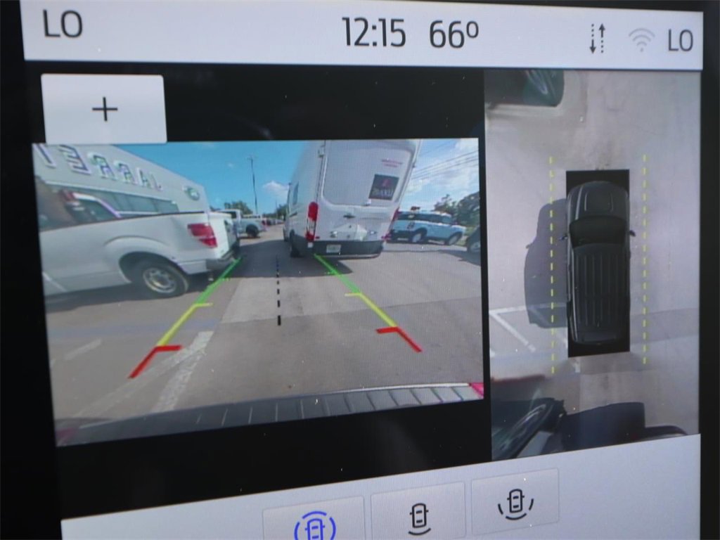 Certified 2022 Ford Explorer Platinum w/ Equipment Group 601A image 6