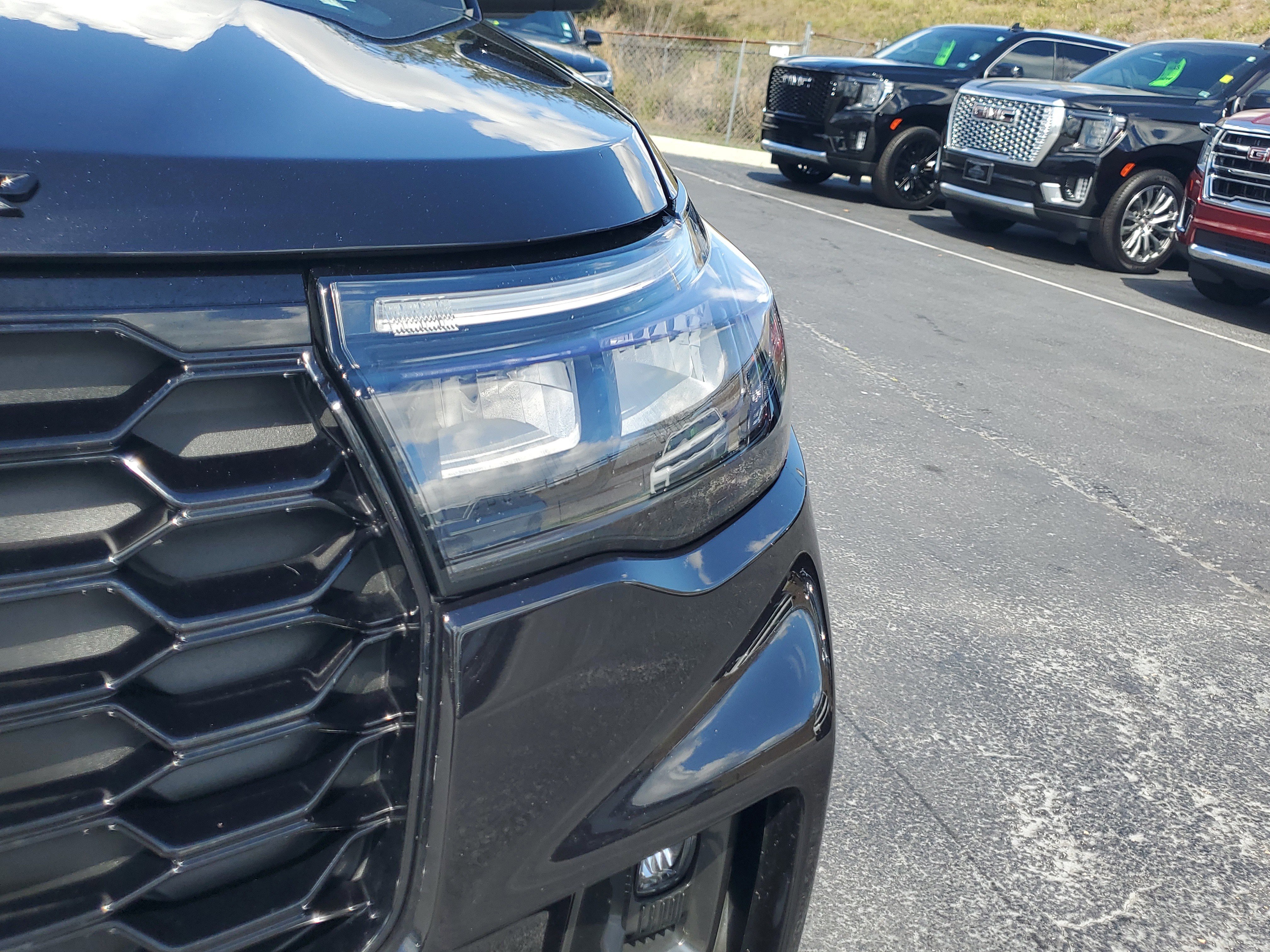 Certified 2025 Ford Explorer ST-Line w/ Premium Package image 6