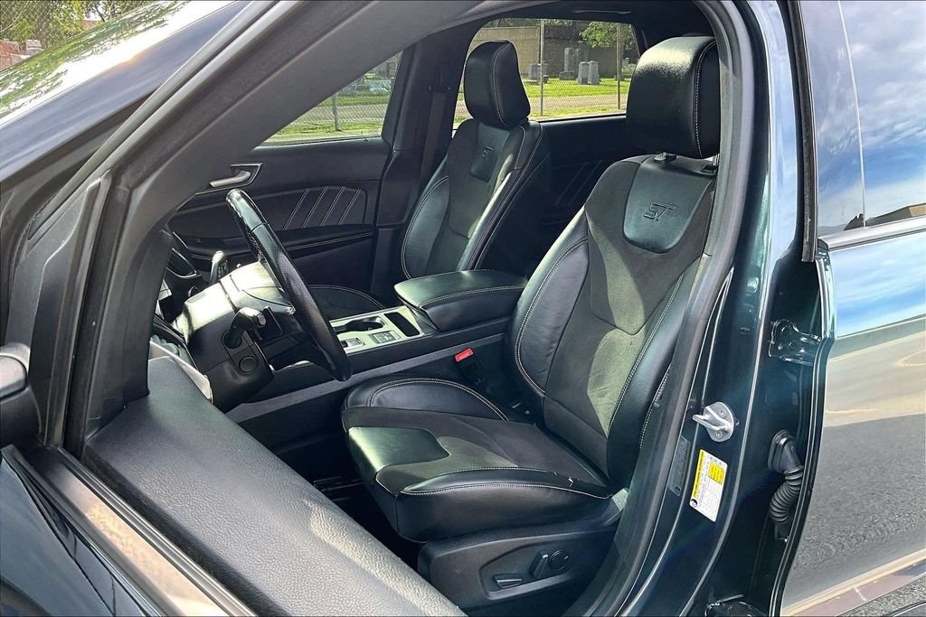 Certified 2023 Ford Edge ST AWD/4WD image 24