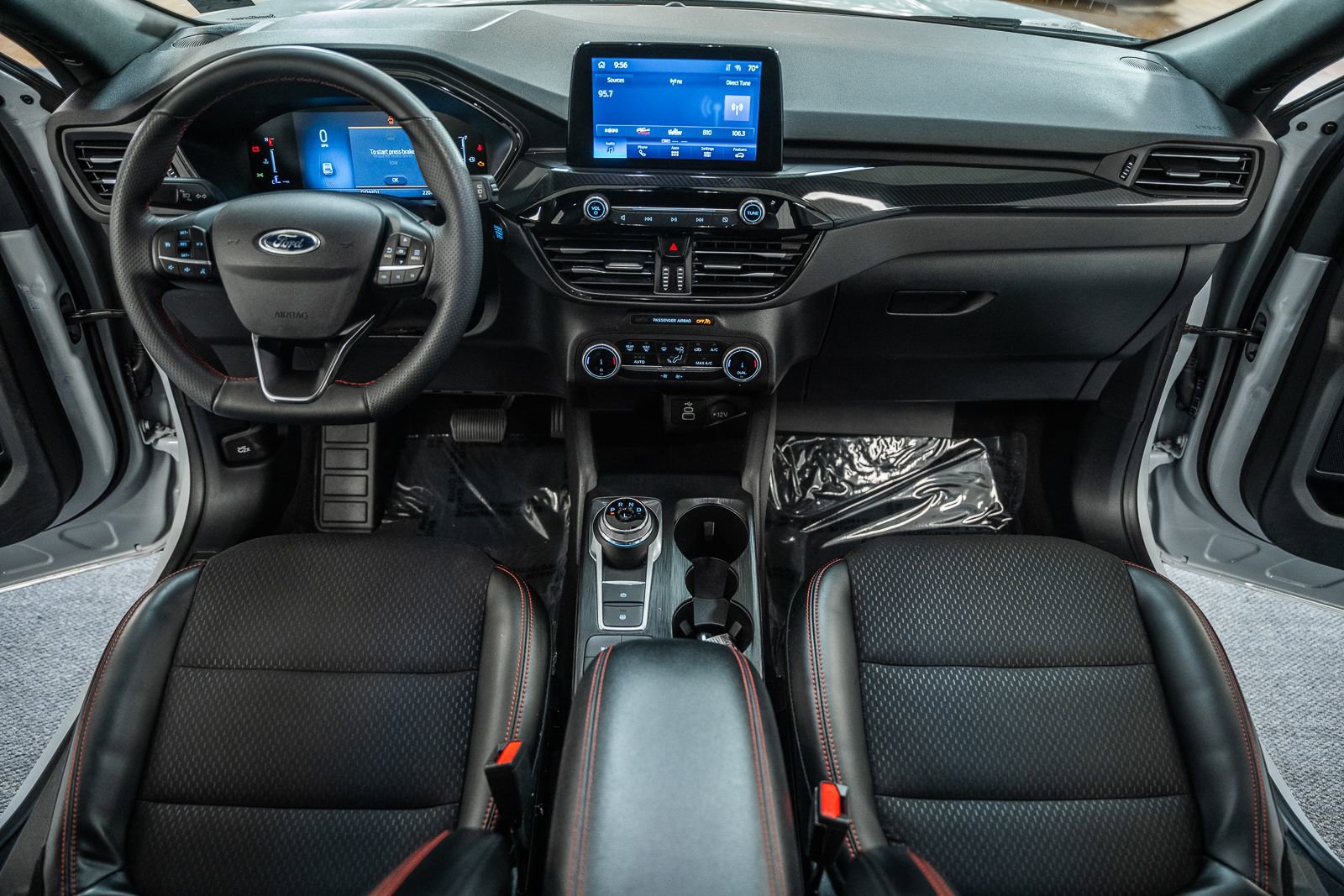 Certified 2025 Ford Escape ST-Line image 25