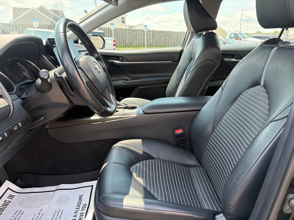 Used 2021 Toyota Camry SE FWD image 27