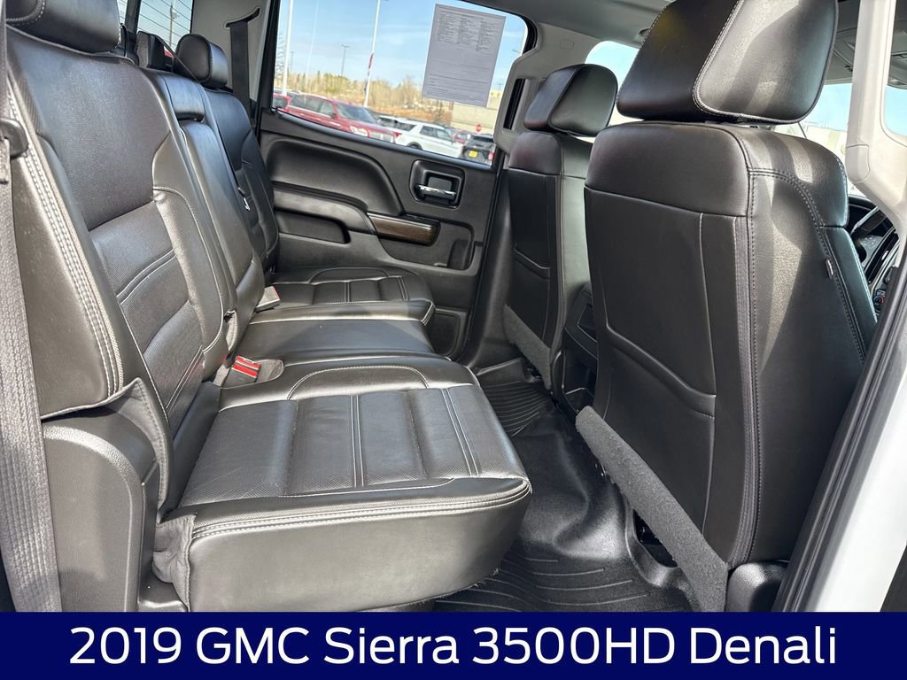 Used 2019 GMC Sierra 3500 Denali w/ Duramax Plus Package image 15