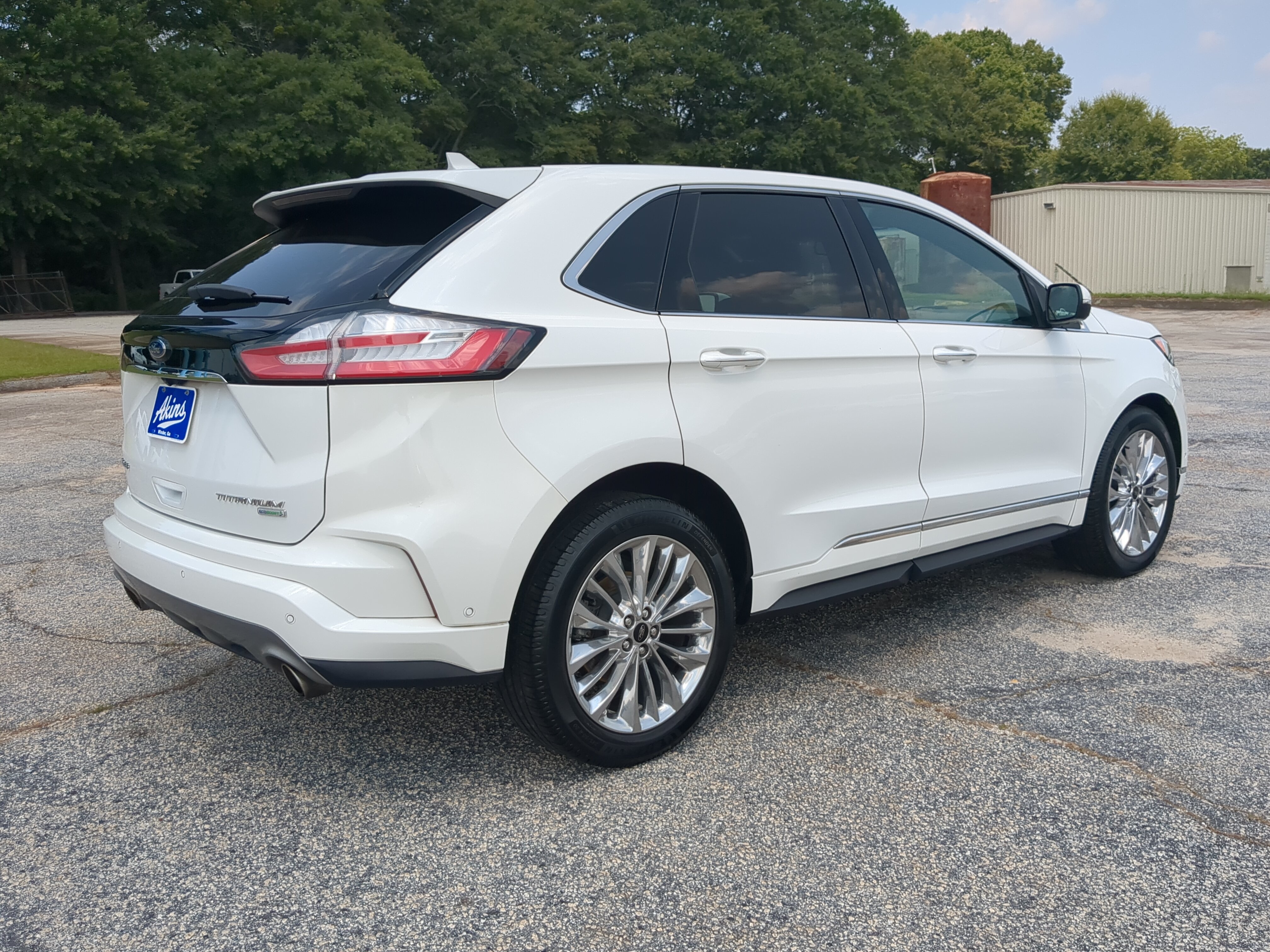 Certified 2020 Ford Edge Titanium w/ Equipment Group 301A FWD image 3