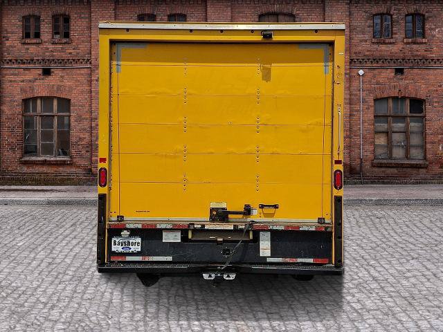 Certified 2021 Ford E-350 and Econoline 350 Super Duty RWD image 5