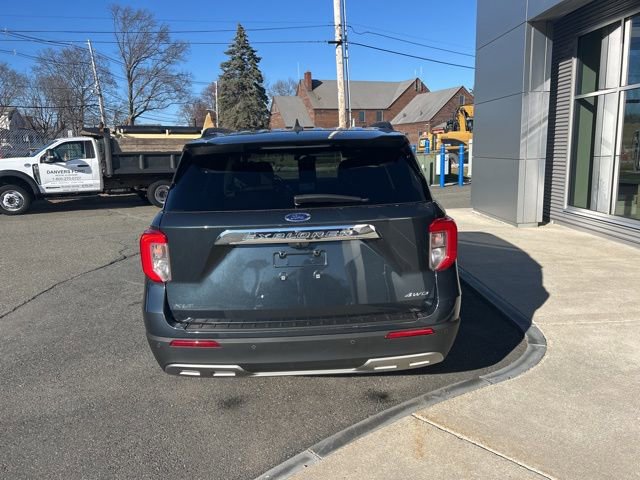 Certified 2022 Ford Explorer XLT w/ Equipment Group 202A image 6