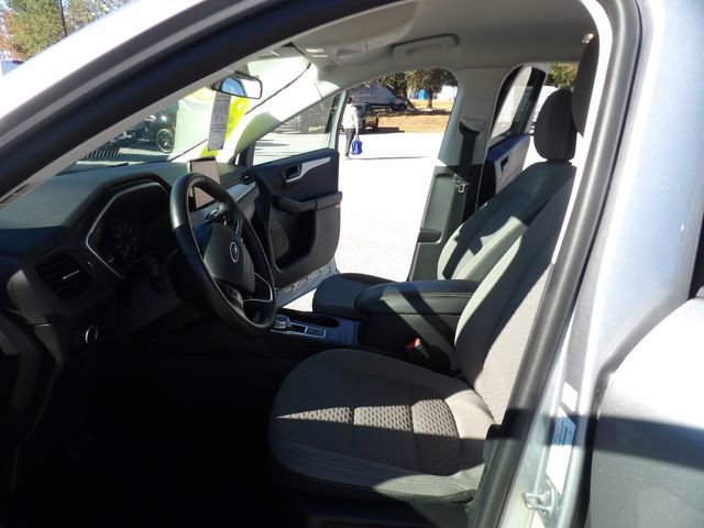 Certified 2022 Ford Escape SE w/ SE Sport Appearance Package image 26