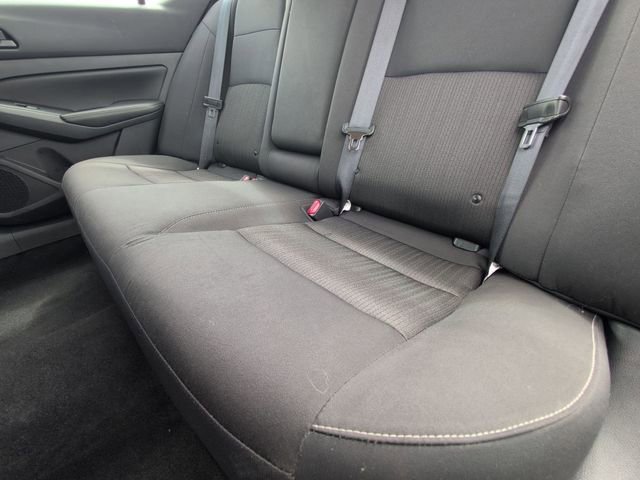 Used 2025 Nissan Altima 2.5 SV FWD image 16