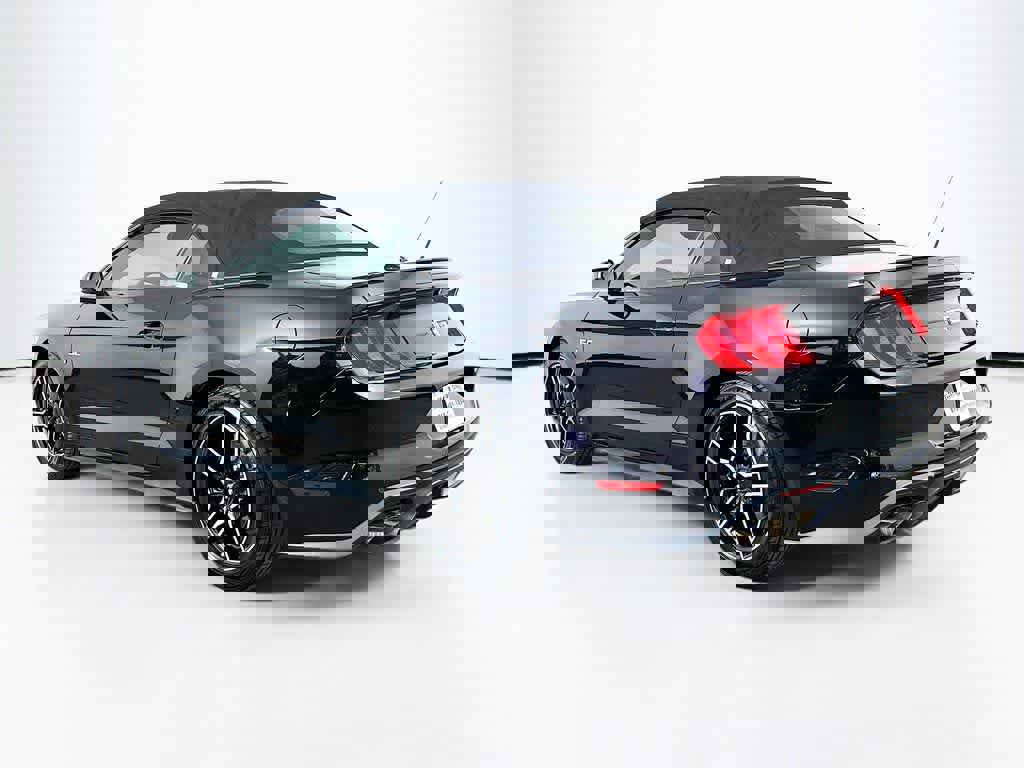 Certified 2022 Ford Mustang GT Premium image 4