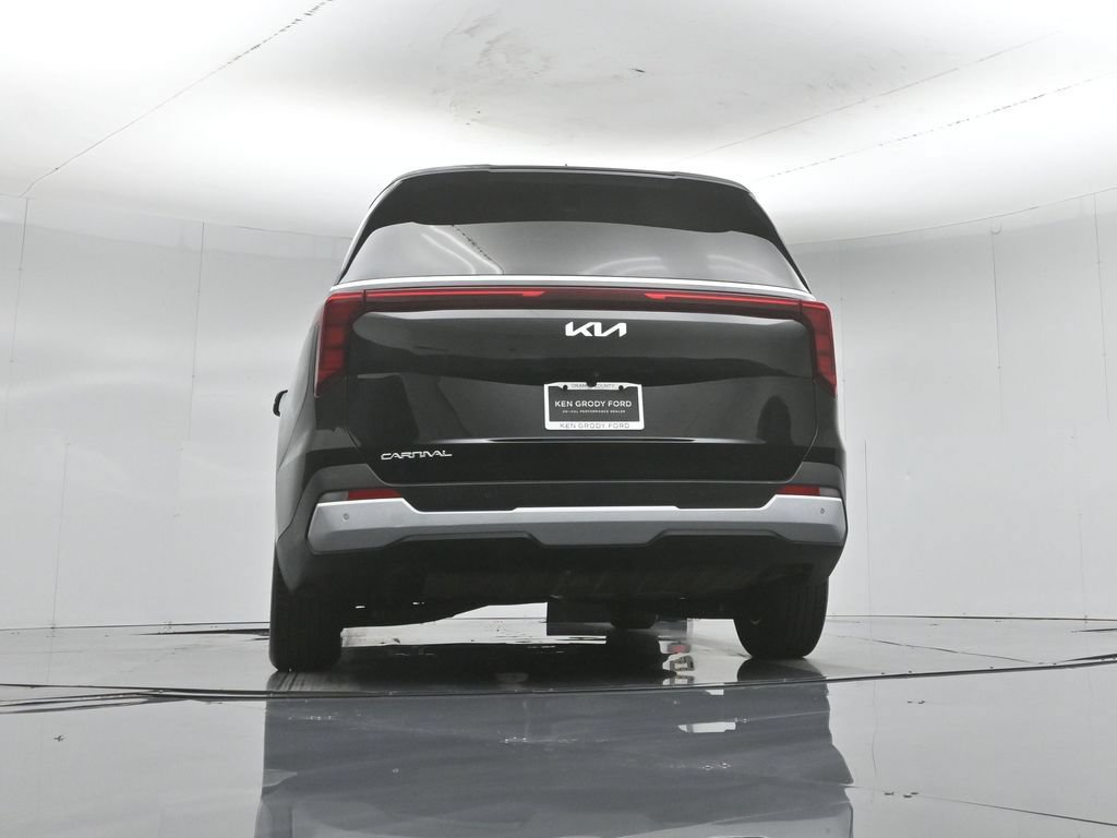 Used 2026 Kia Carnival FWD image 53