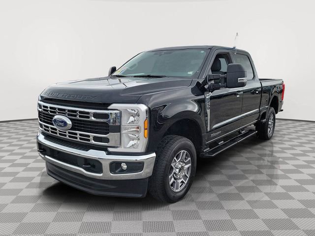 Certified 2025 Ford F250 XLT image 4