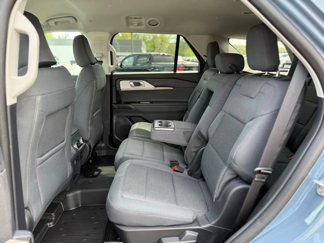Certified 2025 Ford Explorer Active AWD/4WD image 18