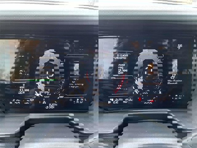 Used 2024 GMC Acadia AT4 w/ Luxury Package image 24