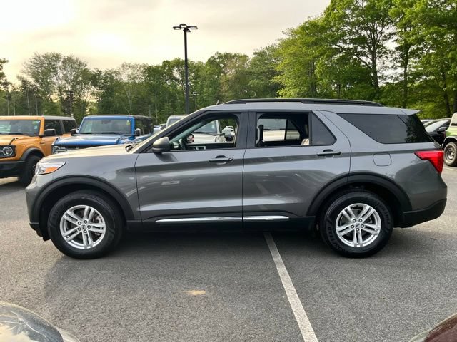 Certified 2022 Ford Explorer XLT w/ Equipment Group 202A AWD/4WD image 12