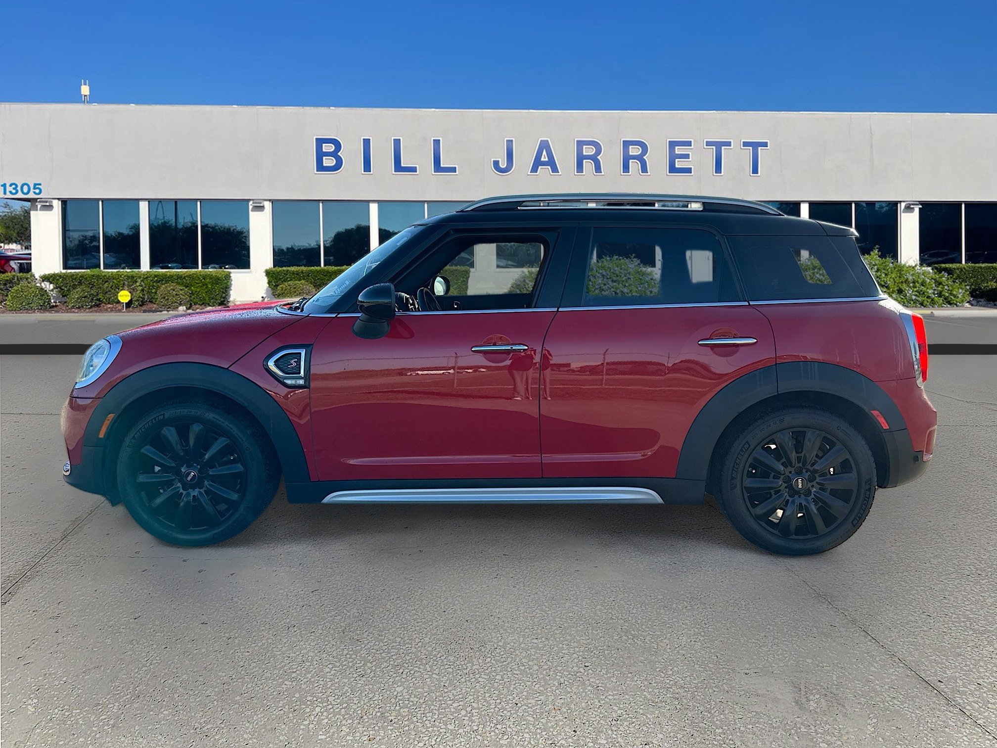 Used 2019 MINI Cooper Countryman S w/ Premium Package image 2