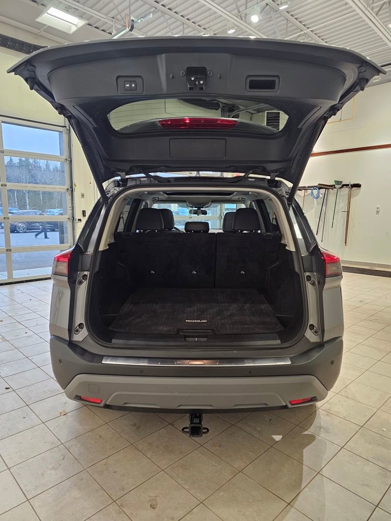 Used 2021 Nissan Rogue SV w/ Premium Package image 38