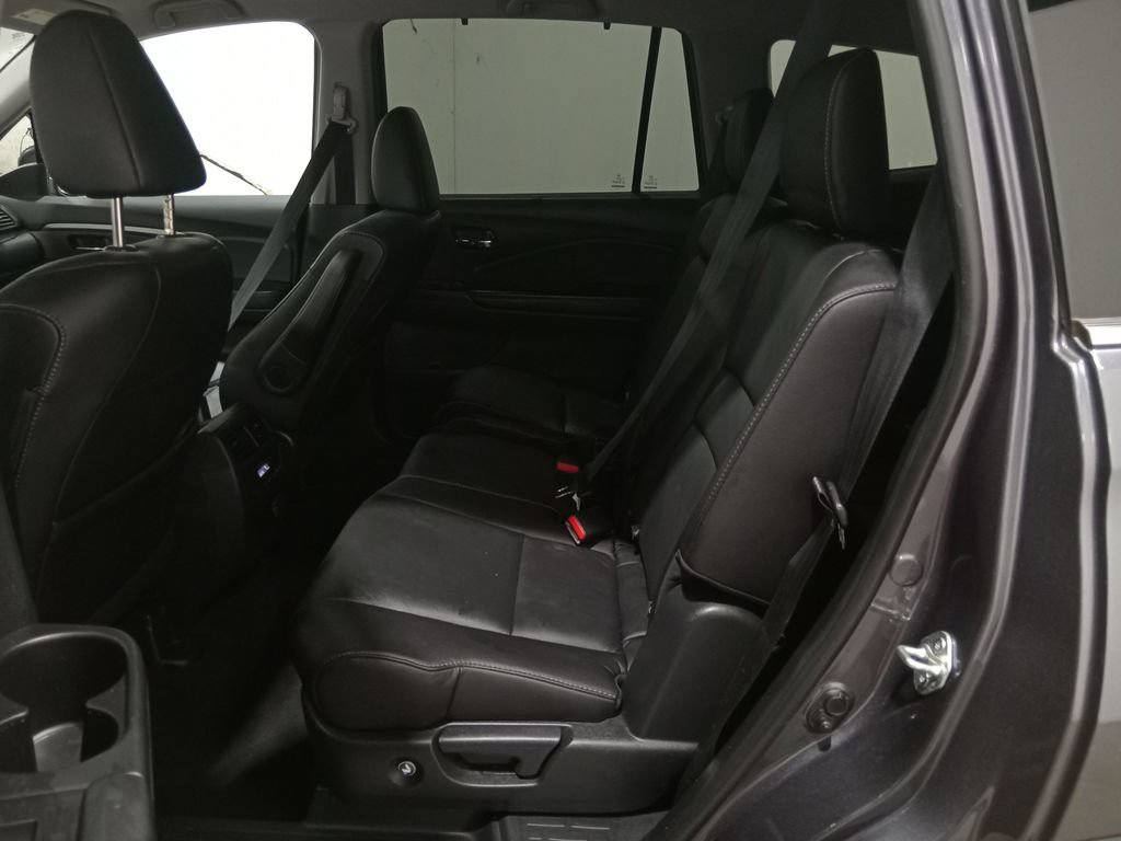 Used 2021 Honda Pilot Special Edition image 13