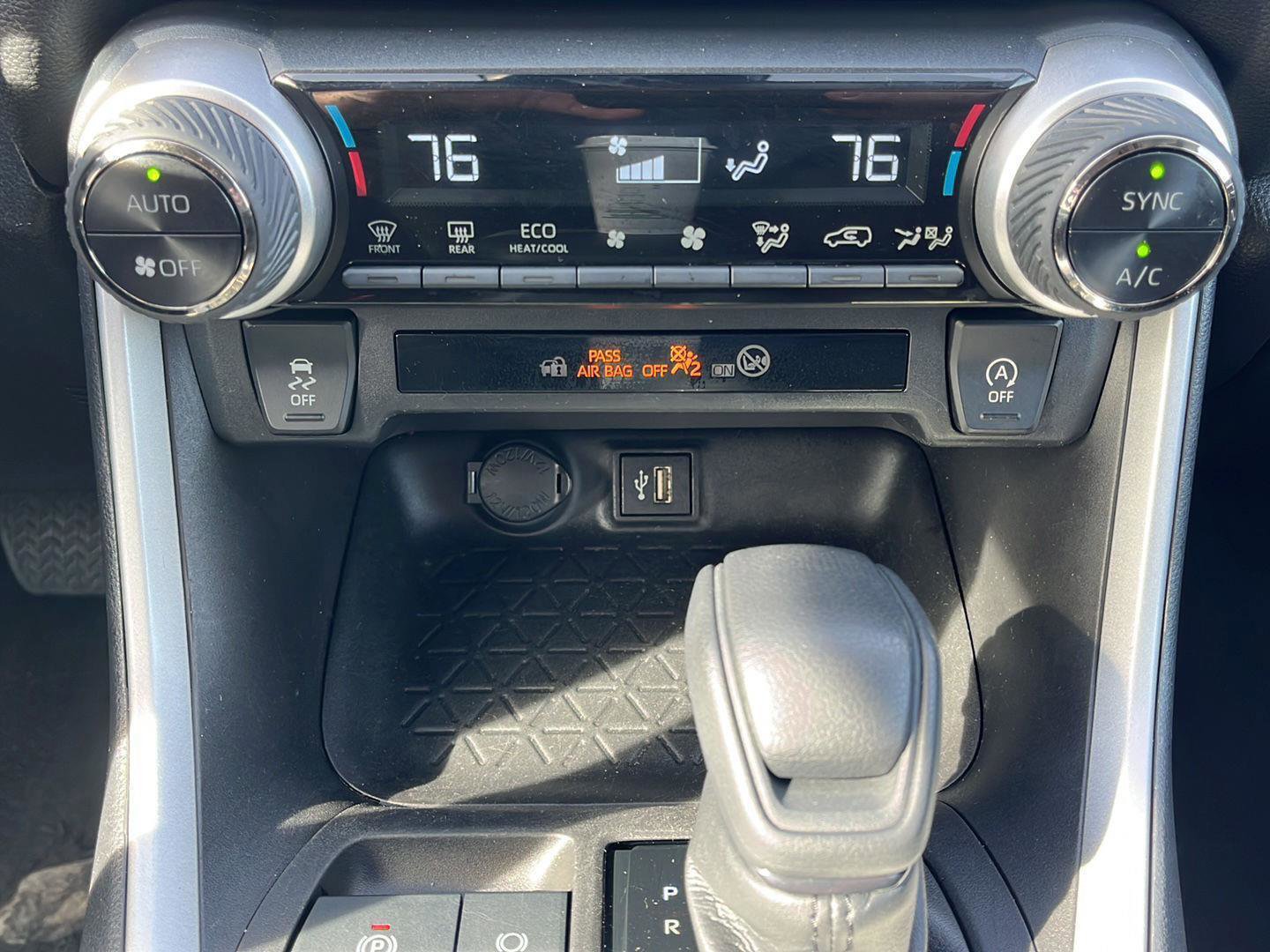 Used 2023 Toyota RAV4 XLE image 25