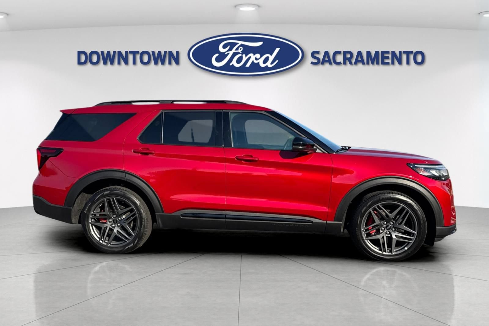 Certified 2025 Ford Explorer ST w/ Sun And Sound Package AWD/4WD image 10