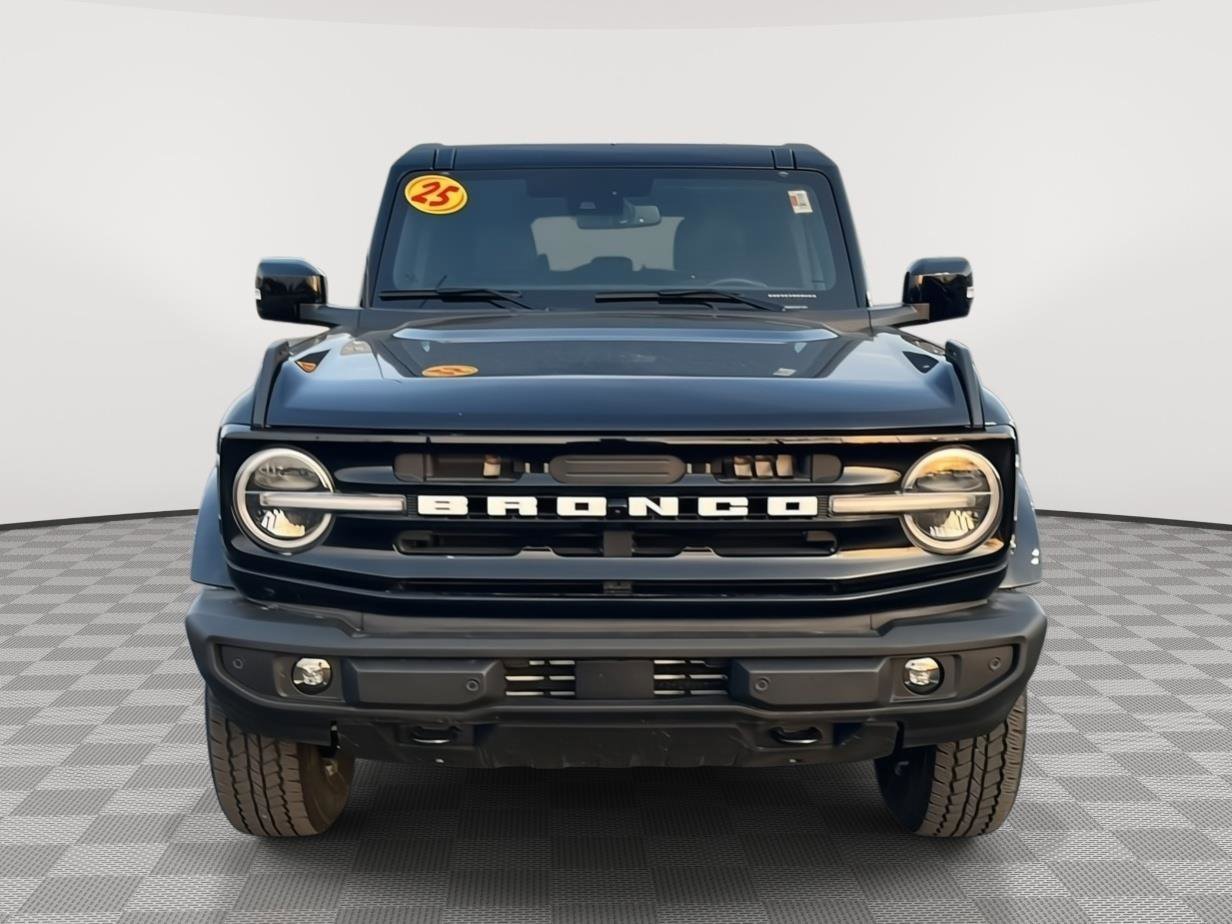 Certified 2025 Ford Bronco Outer Banks AWD/4WD image 2