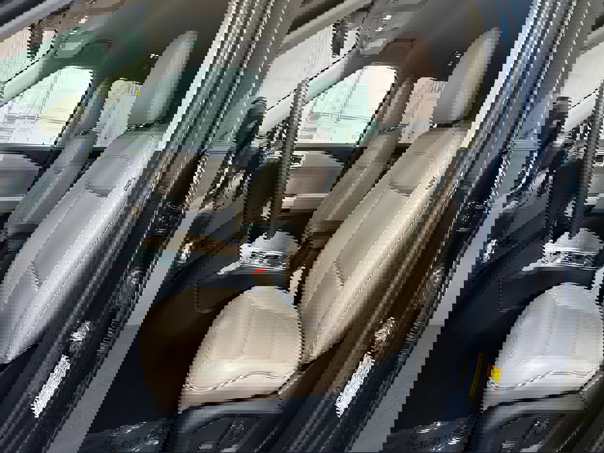 Certified 2023 Ford Explorer XLT w/ Equipment Group 202A image 11