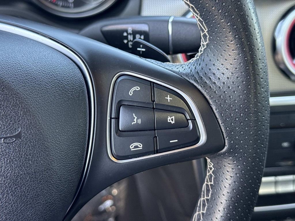 Used 2018 Mercedes-Benz GLA 250 image 11