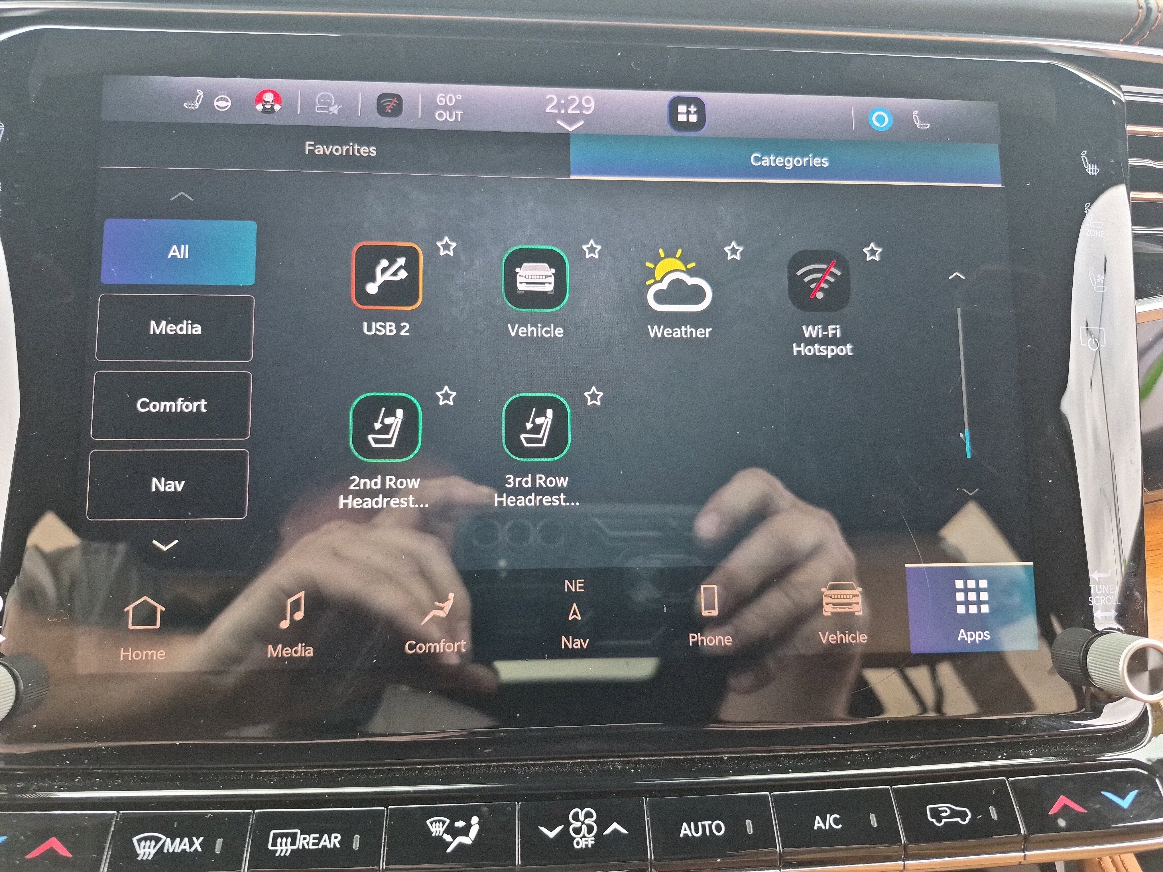 Used 2023 Jeep Grand Wagoneer L Series III image 45