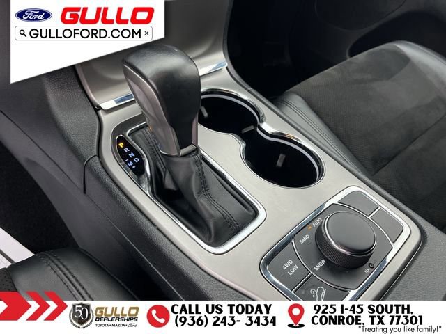 Used 2022 Jeep Grand Cherokee Laredo X AWD/4WD image 28