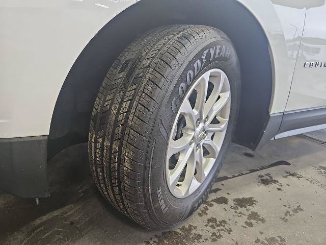 Used 2020 Chevrolet Equinox LS FWD image 30