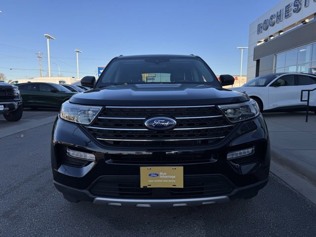 Certified 2023 Ford Explorer XLT w/ Equipment Group 202A image 6