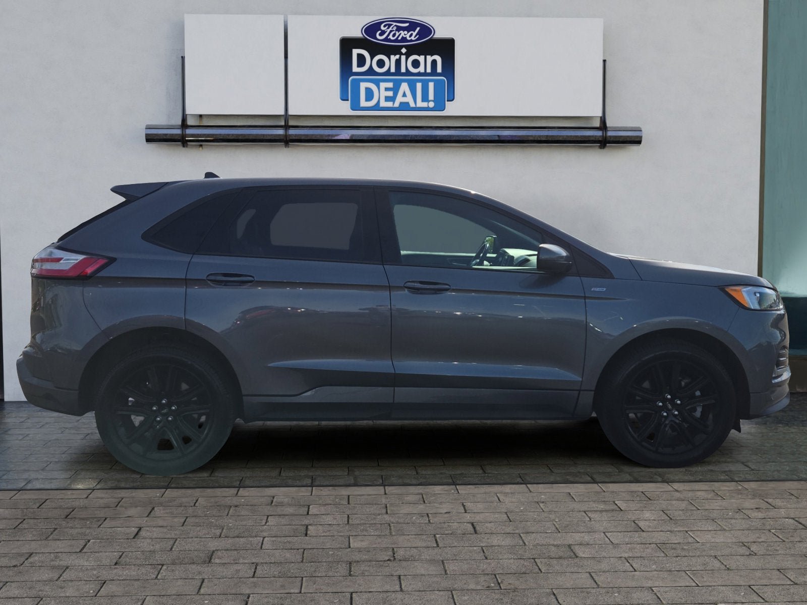 Certified 2022 Ford Edge ST-Line AWD/4WD image 2