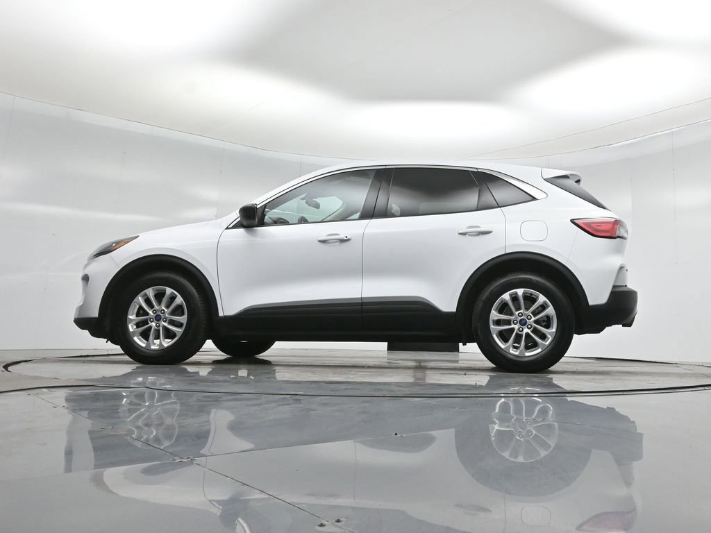 Certified 2022 Ford Escape SE image 25