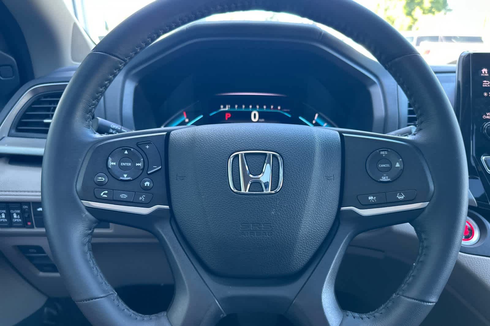 Used 2023 Honda Odyssey EX-L image 25