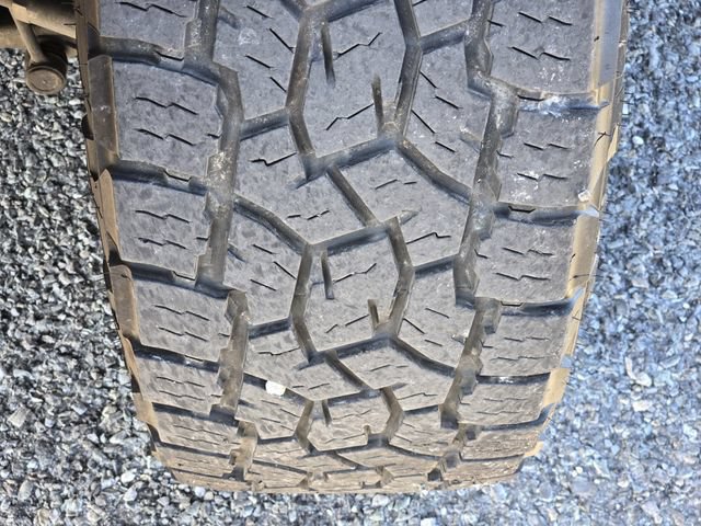 Used 2024 GMC Sierra 2500 AT4 w/ AT4 Premium Plus Package AWD/4WD image 11