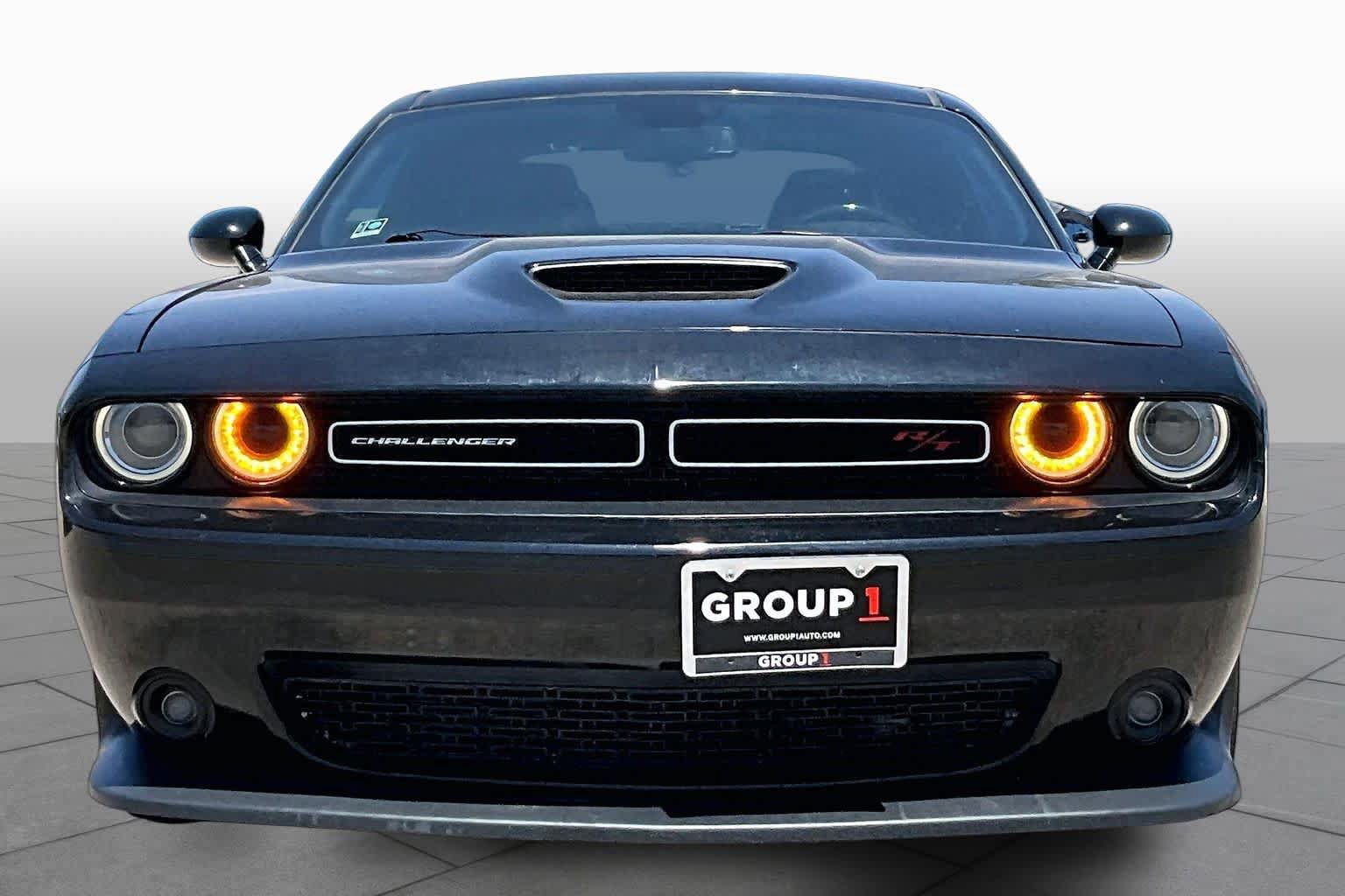 Used 2019 Dodge Challenger R/T RWD image 4
